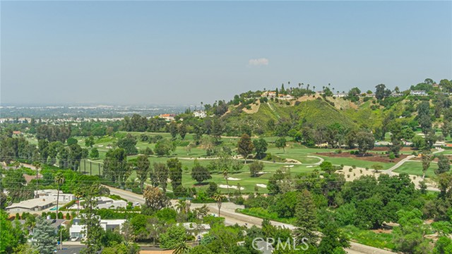 Detail Gallery Image 50 of 62 For 18621 Paseo Nuevo Dr, Tarzana,  CA 91356 - 4 Beds | 3/1 Baths