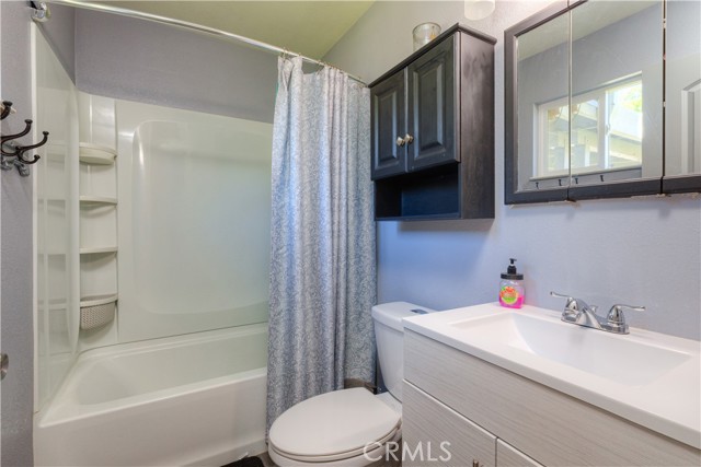 25 Pamela Jane Court, Oroville CA: https://media.crmls.org/medias/430fb00c-669f-446d-8299-5f723f918a3b.jpg