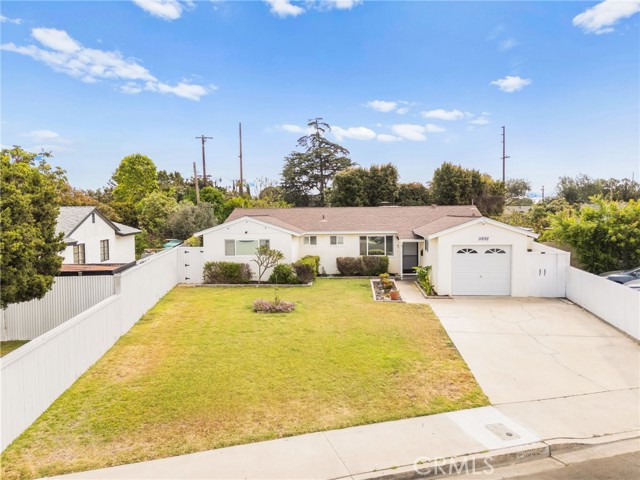 11692 Poes Street, Anaheim CA: https://media.crmls.org/medias/43106d72-759e-449c-bb51-c959ae5af879.jpg