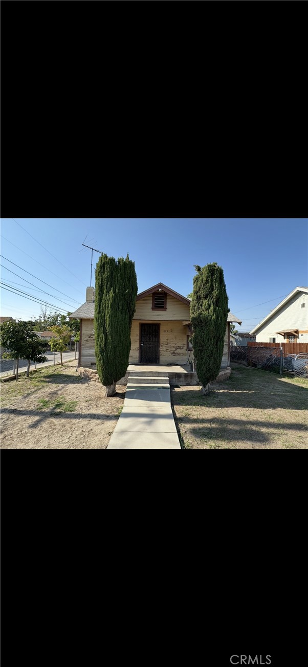 813 E D Street
