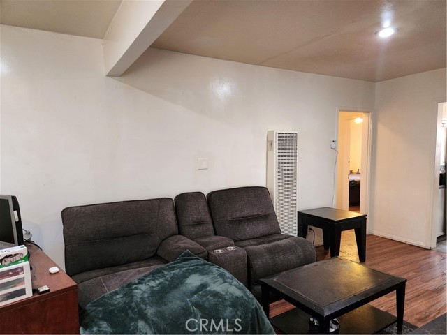 Detail Gallery Image 7 of 35 For 1502 S Redondo Bld, Los Angeles,  CA 90019 - – Beds | – Baths