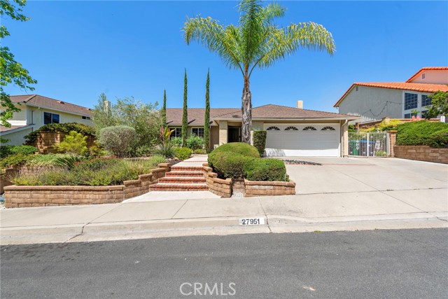 27951 Nevado, Mission Viejo CA: https://media.crmls.org/medias/4311a104-fba1-4d6f-8591-8c44b0c9cf80.jpg