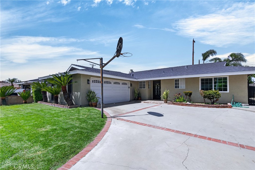 15933 Three Palms Street