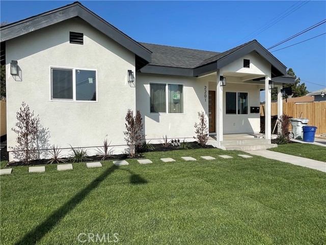 Detail Gallery Image 1 of 19 For 2201 W Tichenor St, Compton,  CA 90220 - – Beds | – Baths