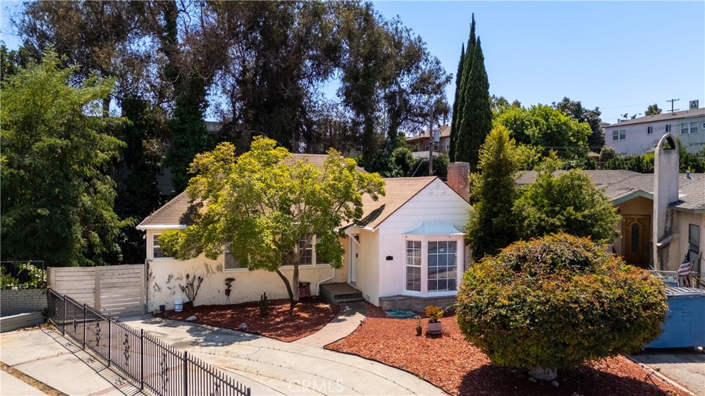 5659 Valley Glen Way