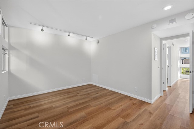 Detail Gallery Image 10 of 29 For 821 Bay St #C5,  Santa Monica,  CA 90405 - 2 Beds | 2 Baths