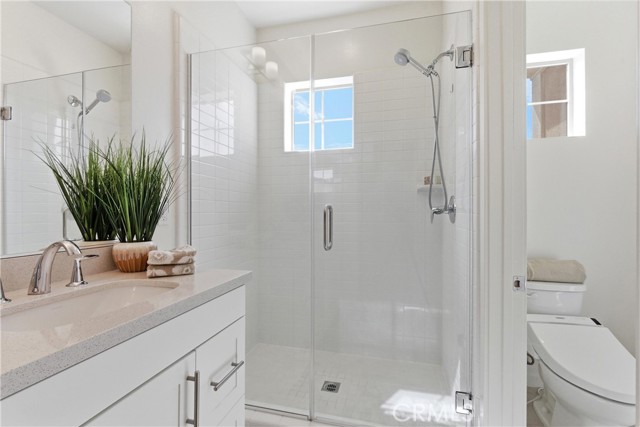 Detail Gallery Image 18 of 33 For 600 Shadowbrook, Lake Forest,  CA 92610 - 4 Beds | 3/1 Baths