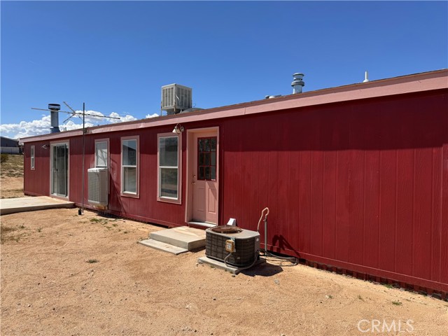 Detail Gallery Image 17 of 19 For 60581 Stagemans Rd, Landers,  CA 92285 - 3 Beds | 2 Baths
