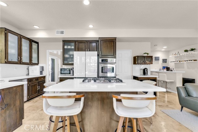 Detail Gallery Image 10 of 43 For 5560 via Cantada, Yorba Linda,  CA 92887 - 4 Beds | 3 Baths