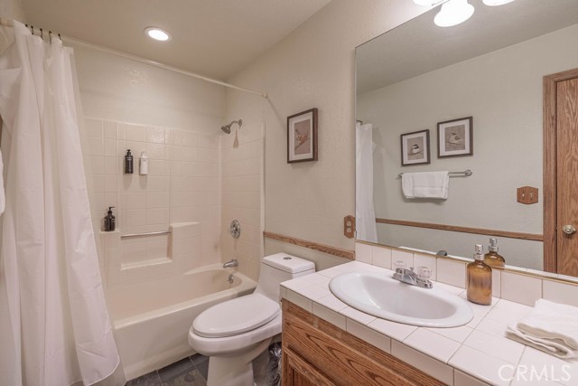 42756 Tannenbaum Platz, Big Bear Lake CA: https://media.crmls.org/medias/4314f9b6-08e5-441b-ab3f-3d6c3a7fa39c.jpg