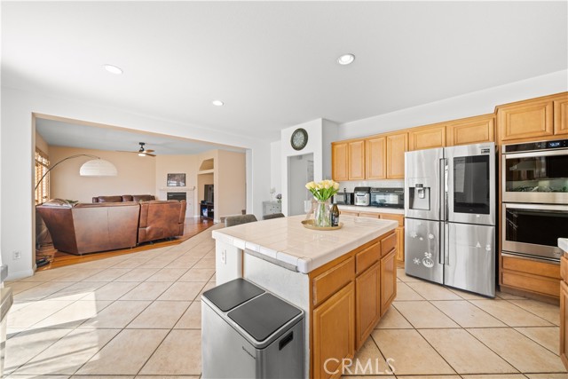 Detail Gallery Image 13 of 48 For 6698 Lake Springs St, Corona,  CA 91752 - 5 Beds | 3 Baths
