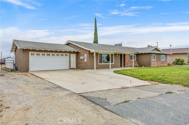 Detail Gallery Image 2 of 74 For 3998 Bluff, Norco,  CA 92860 - 4 Beds | 2/1 Baths