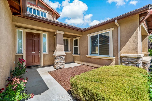 Detail Gallery Image 4 of 70 For 35917 Coyote Hill Ct, Murrieta,  CA 92563 - 4 Beds | 2 Baths