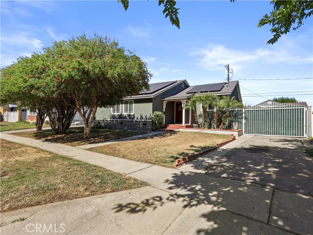 Detail Gallery Image 10 of 57 For 8110 Lesner Ave, Lake Balboa,  CA 91406 - 3 Beds | 2 Baths
