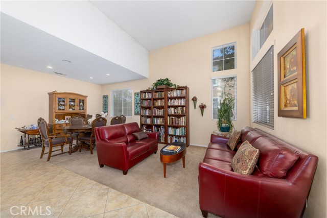 Detail Gallery Image 4 of 40 For 29963 Fox Creek Dr, Menifee,  CA 92586 - 5 Beds | 3 Baths