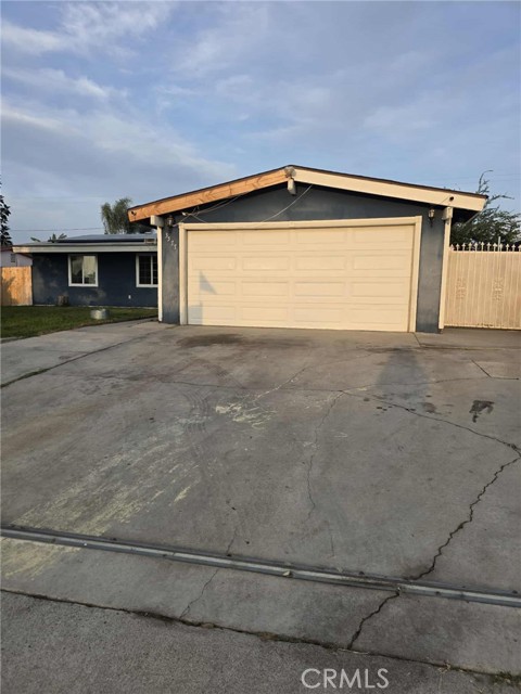 Detail Gallery Image 8 of 46 For 3577 Briarvale, Corona,  CA 92879 - 4 Beds | 2 Baths