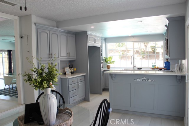 Detail Gallery Image 6 of 17 For 737 N 4th St, Montebello,  CA 90640 - 4 Beds | 3 Baths