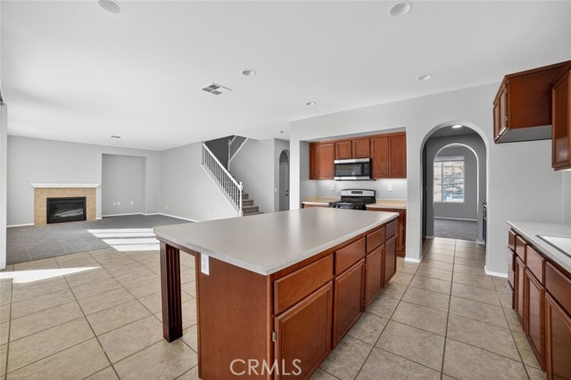 Detail Gallery Image 7 of 37 For 15177 Brucite Rd, Victorville,  CA 92394 - 4 Beds | 3 Baths