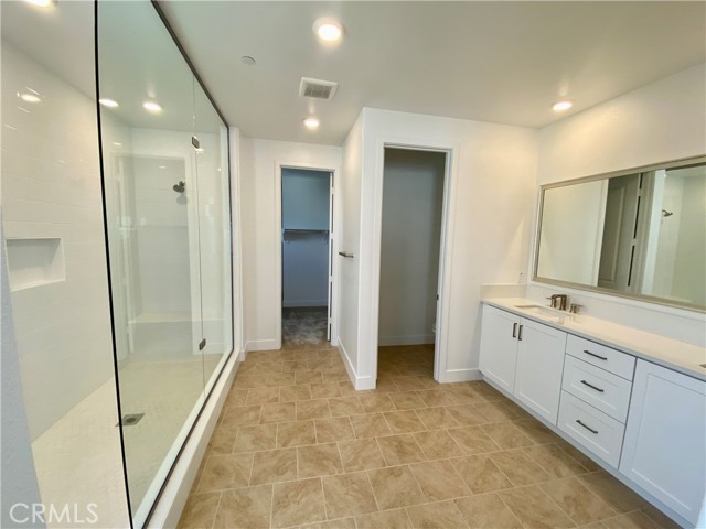 Detail Gallery Image 15 of 23 For 9632 Gisler Dr, Huntington Beach,  CA 92646 - 4 Beds | 3/1 Baths