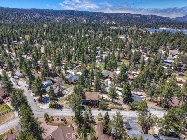 490 Vista, Big Bear Lake, CA 92315