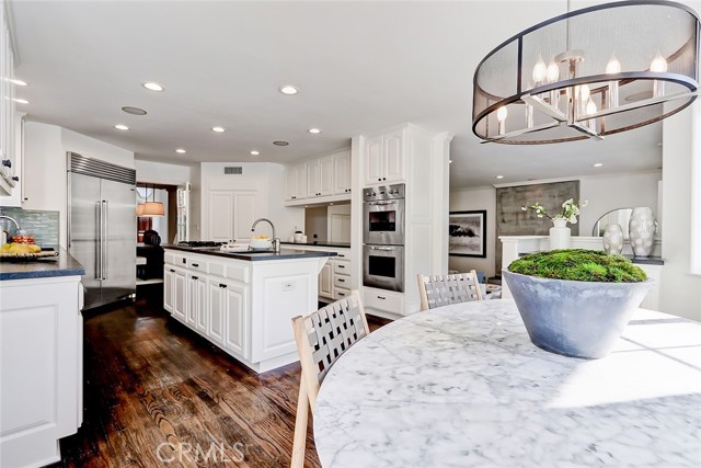 742 31st Street, Manhattan Beach, California 90266, 5 Bedrooms Bedrooms, ,2 BathroomsBathrooms,Residential,Sold,31st,SB22034184