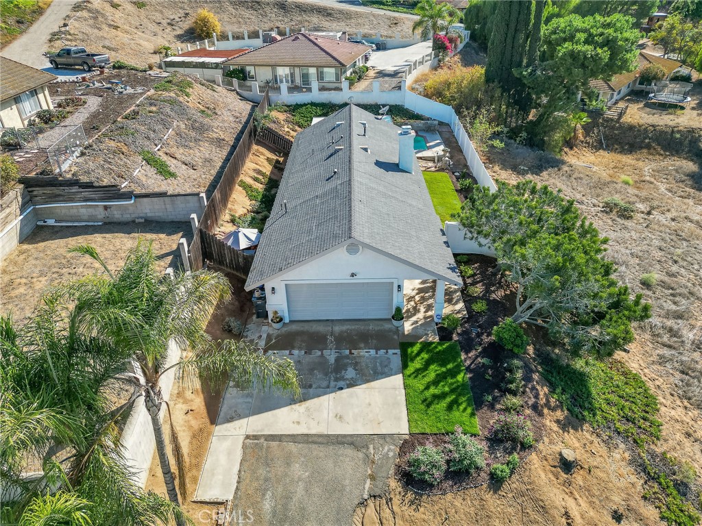 https://media.crmls.org/medias/431a80f9-6b00-4aa6-8283-70dbc7627e36.jpg?preset=X-Large