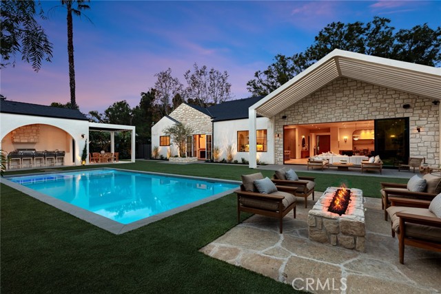 Detail Gallery Image 48 of 62 For 19026 Sprague St, Tarzana,  CA 91356 - 6 Beds | 6/1 Baths