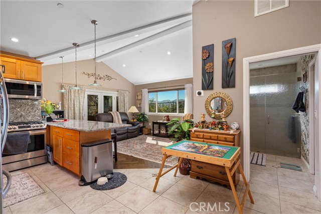 Detail Gallery Image 33 of 41 For 5492 Calarosa Ranch, Camarillo,  CA 93012 - 5 Beds | 5/1 Baths