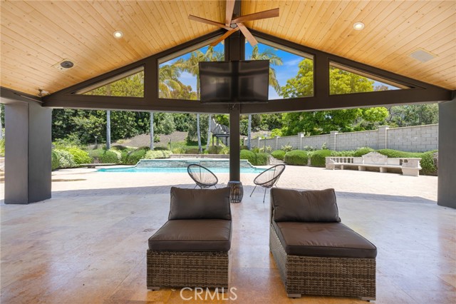 Detail Gallery Image 56 of 75 For 10372 Crawford Canyon Rd, North Tustin,  CA 92705 - 5 Beds | 6/1 Baths