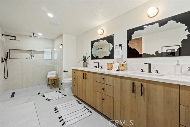 Detail Gallery Image 27 of 36 For 7010 Loyal Trl, Los Angeles,  CA 90068 - 2 Beds | 3 Baths