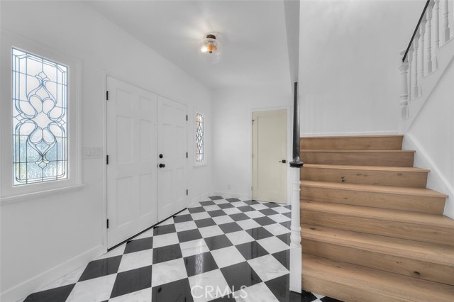 Detail Gallery Image 7 of 52 For 17481 Tramonto Dr, Pacific Palisades,  CA 90272 - 4 Beds | 3 Baths