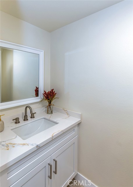 1010 S Gibraltar Avenue, Anaheim CA: https://media.crmls.org/medias/431d0011-dbe8-48cc-9d86-4096a8a31f68.jpg