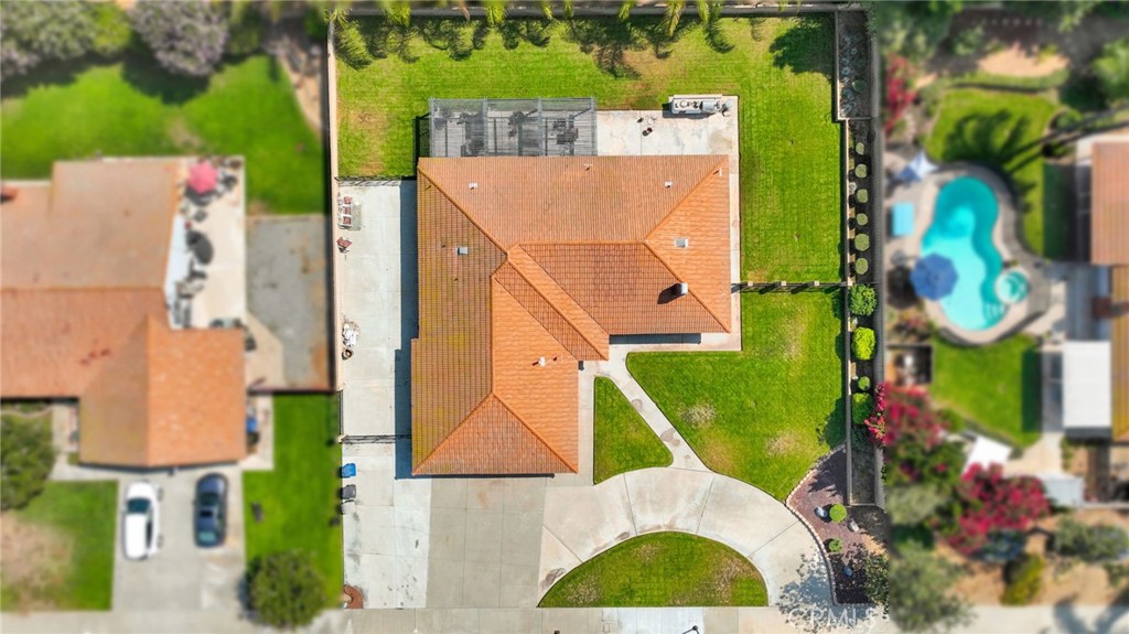 https://media.crmls.org/medias/431d14cf-5be8-41c4-a851-a2a739305d12.jpg?preset=X-Large
