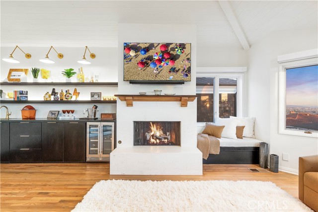 Detail Gallery Image 10 of 51 For 520 Kings, Newport Beach,  CA 92663 - 4 Beds | 4 Baths