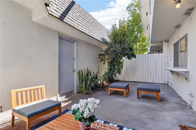 20730 Devonshire, D photo 33