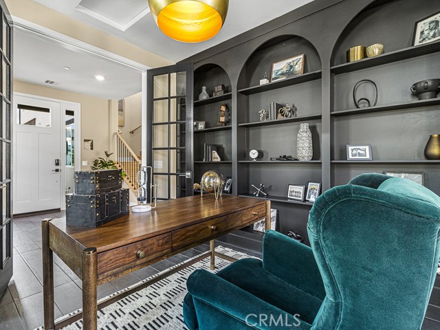 Detail Gallery Image 4 of 45 For 30110 Crestline Court, Castaic,  CA 91384 - 4 Beds | 3/1 Baths