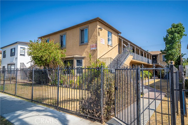 1960 Cedar Avenue, Long Beach, California 90806, ,Multi-Family,For Sale,Cedar,PW24203754