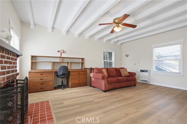 Detail Gallery Image 6 of 11 For 418 W 40th St, San Pedro,  CA 90731 - 1 Beds | 1 Baths