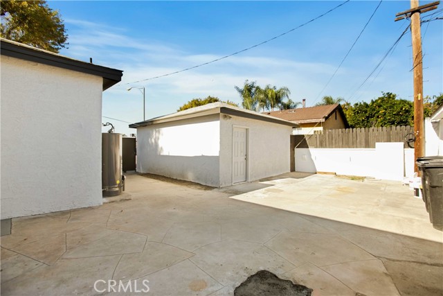 Detail Gallery Image 24 of 27 For 5201 Anahurst, South Gate,  CA 90280 - 3 Beds | 2 Baths