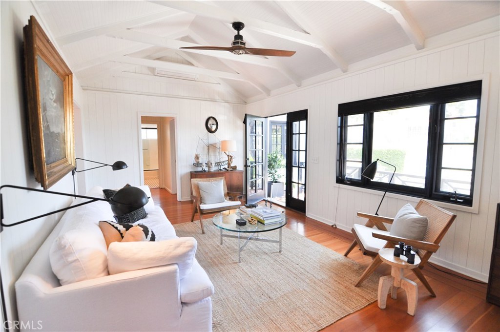 43208f6c Effd 447a A946 F07046ef3cb4