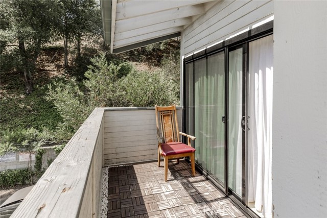 Detail Gallery Image 21 of 40 For 10504 Sunland Bld #5,  Sunland,  CA 91040 - 2 Beds | 1/1 Baths