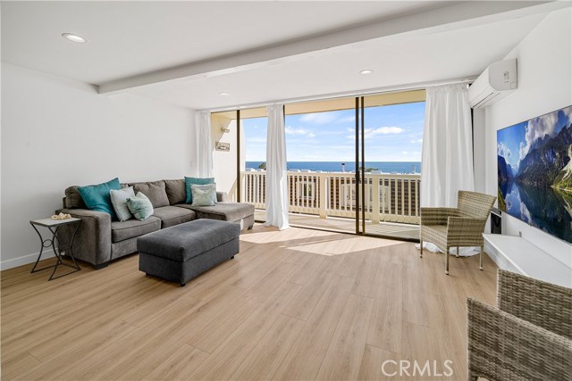 Detail Gallery Image 9 of 19 For 11862 Starfish Ln, Malibu,  CA 90265 - 2 Beds | 2 Baths