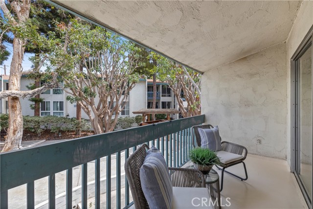 Detail Gallery Image 20 of 38 For 902 Camino Real #207,  Redondo Beach,  CA 90277 - 2 Beds | 2 Baths