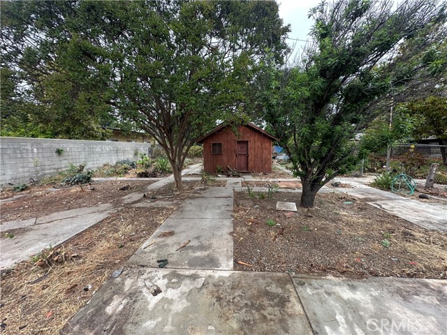 Image 32 of 34 For 863 Vanhorn Avenue