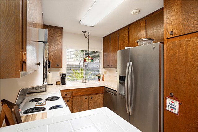Detail Gallery Image 11 of 44 For 17416 via Lindo #101,  Tustin,  CA 92780 - 3 Beds | 2 Baths