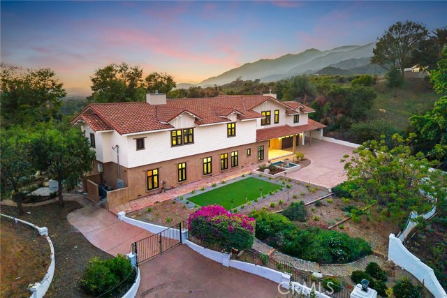 255 El Cielo Lane, Bradbury CA: https://media.crmls.org/medias/43234bfb-f6b5-4971-a998-f498c1647e75.jpg