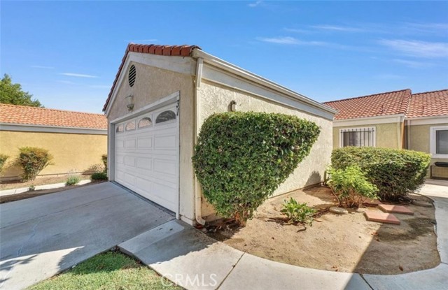 Detail Gallery Image 2 of 25 For 3738 Harrison St #31,  Riverside,  CA 92503 - 3 Beds | 2 Baths