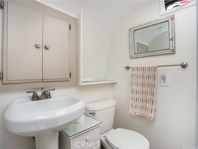 Detail Gallery Image 13 of 14 For 104 Welcome Lane, Seal Beach,  CA 90740 - 1 Beds | 1 Baths