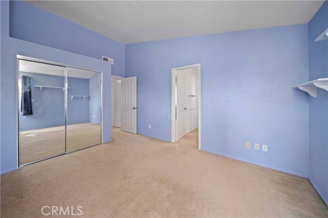 39829 Gorham Lane, Palmdale CA: https://media.crmls.org/medias/43268bc0-dd61-4dbf-9d92-96e32cf3871d.jpg