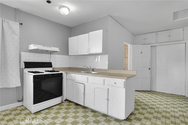 Detail Gallery Image 15 of 17 For 4922 Columbia Ave, Pico Rivera,  CA 90660 - – Beds | – Baths